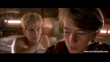 Jamie Lee Curtis in Mother's Boys 1994