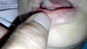 put my cum in my sisters mouth