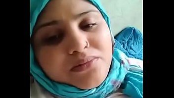video call from indian aunty to illegal boyfriend 1