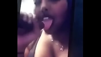 Somali girl sucks on hard dick