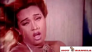 Poly Hot Song Bangla Gorom