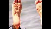 cumming on Cameron diaz feet